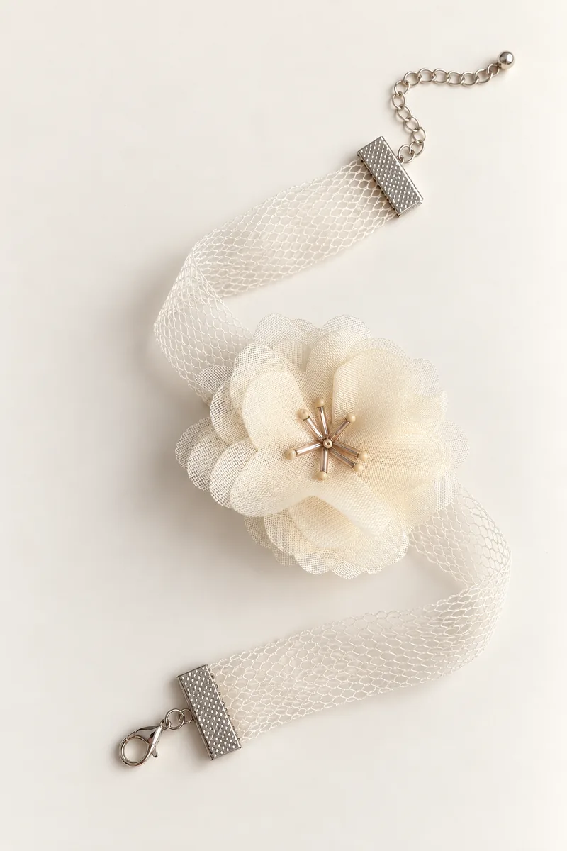 Choker Flora en marfil de Ann Estacio — foto 2