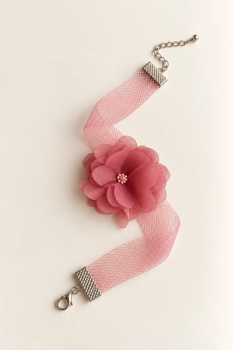 Choker Flora en rosa empolvado de Ann Estacio — foto 2