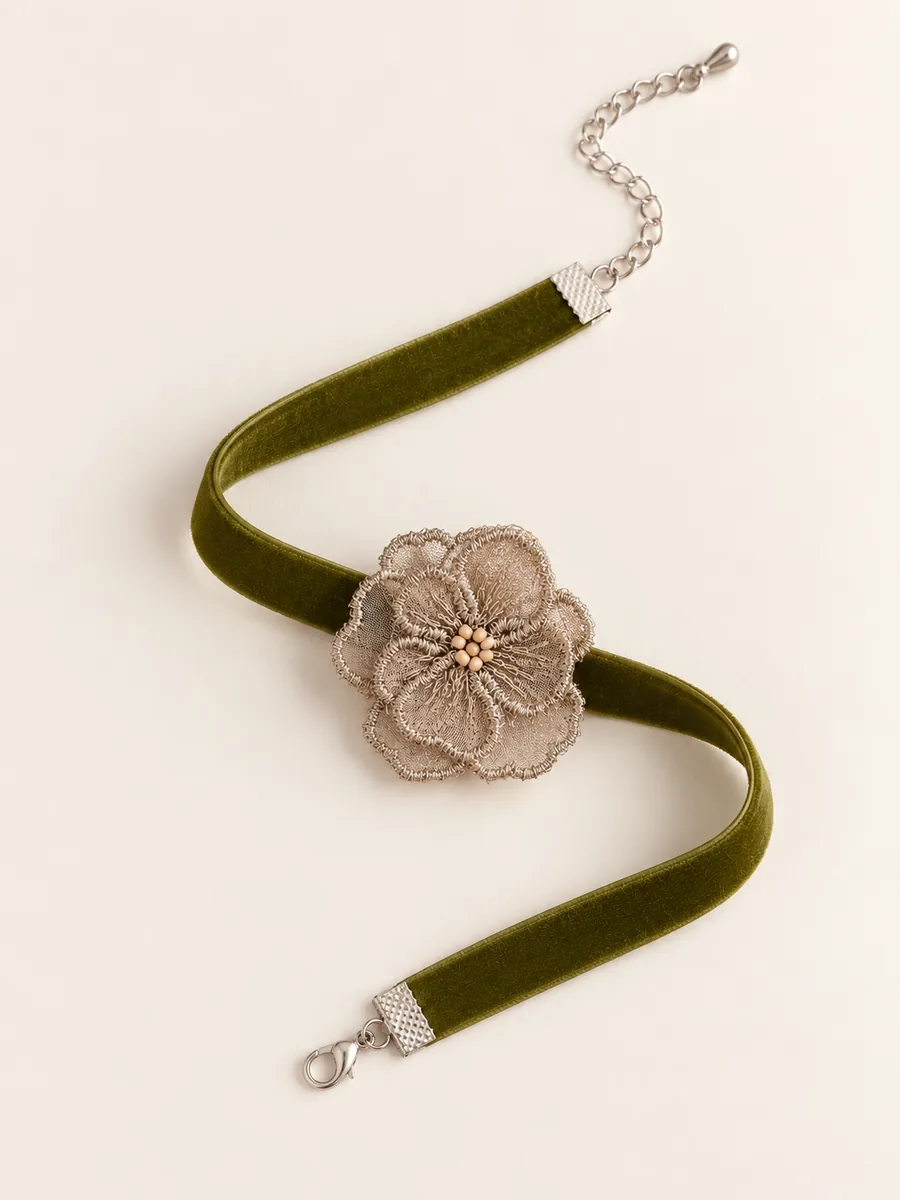 Choker Siena en verde oliva de Ann Estacio — foto 2