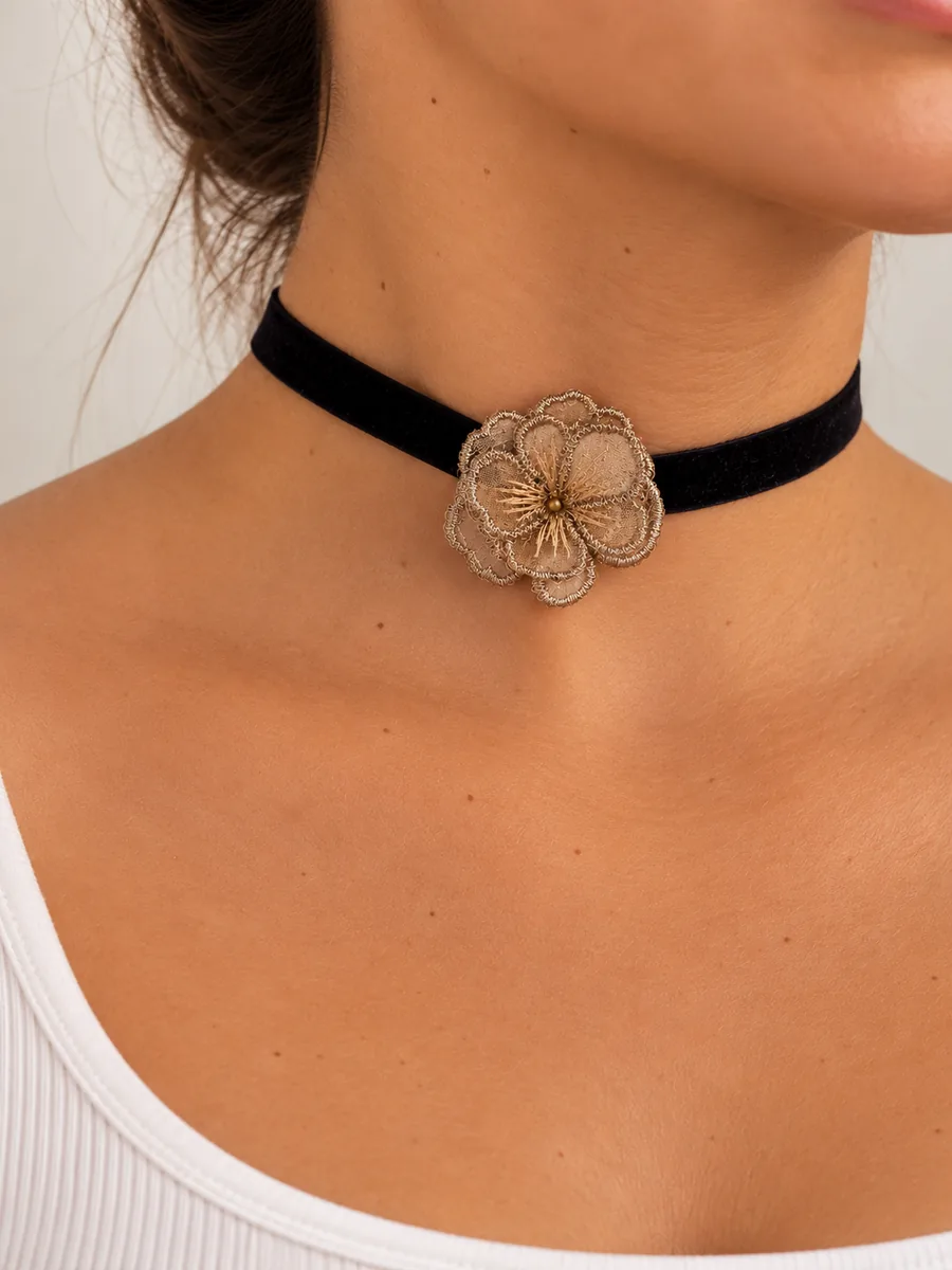 Choker Siena en negro de Ann Estacio — foto 1