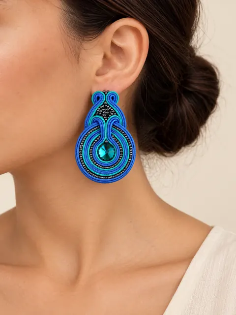 Pendientes Índigo de Ann Estacio