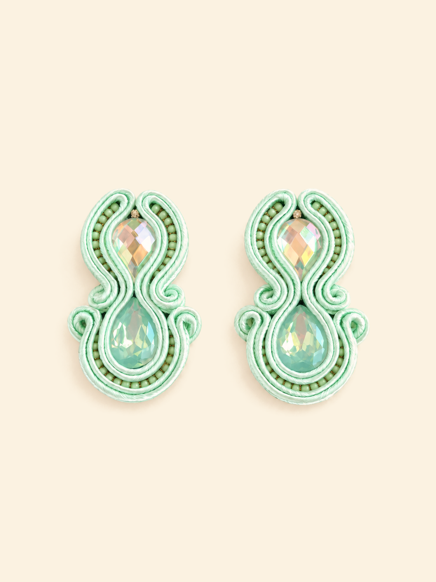 Pendientes Macarena en verde menta de Ann Estacio — foto 1