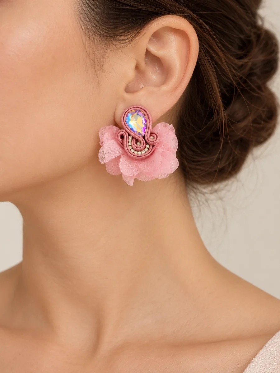 Pendientes Sakura en rosa de Ann Estacio — foto 3